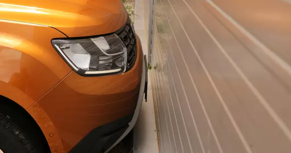 La ce îți folosește un set de senzori de parcare față