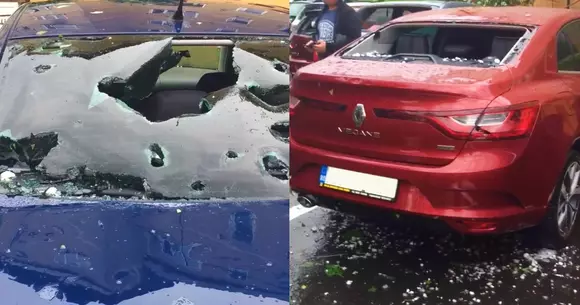 Cod portocaliu de grindină în Baia Mare: Mașinile au rămas fără parbriz și fără lunetă