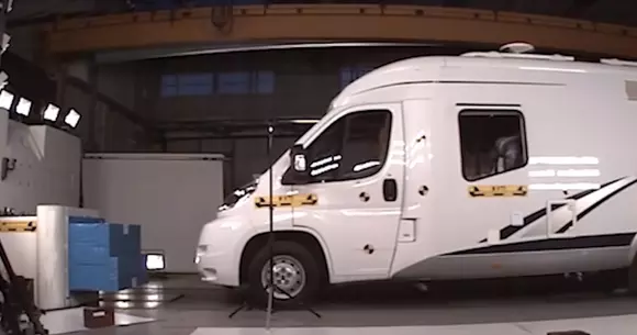 Înainte să pleci în vacanţă: cât de sigură este o autorulotă?