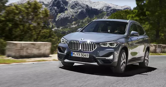 BMW X1 facelift - actualizare minoră a designului şi un nou plug-in hybrid
