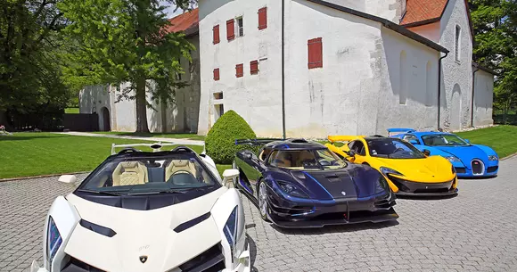 Colecția de hipercaruri a unui vicepreședinte de stat, confiscată și scoasă la licitație