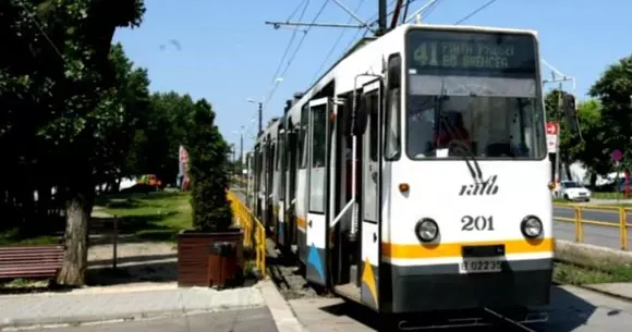 Dezastru pentru traficul din Bucureşti: circulaţia tramvaielor liniei 41 va fi suspendată două luni