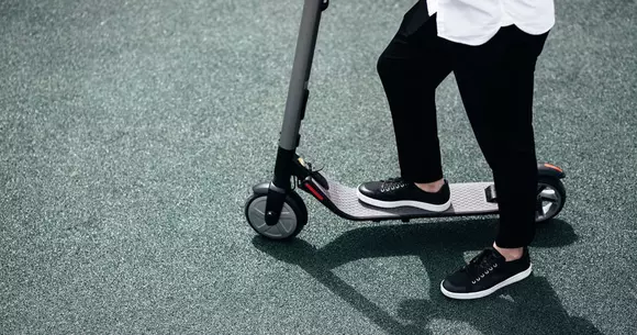 Mulți bucureșteni închiriază trotinete electrice și dispar cu ele. 10% din scutere au dispărut în doar 2 zile