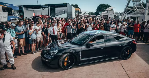 Porsche Taycan – mai multe specificații ies la iveală înainte de debut