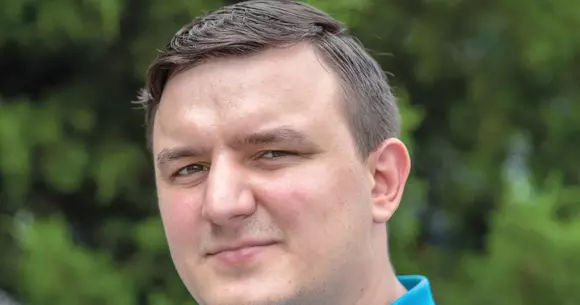 Bine v-am regăsit! Sper că vă bucurați și voi la fel de tare