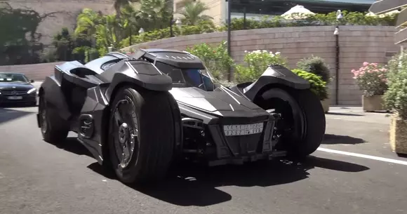 Batman a rămas fără mașină - Acest Lamborghini Gallardo modificat a fost complet distrus