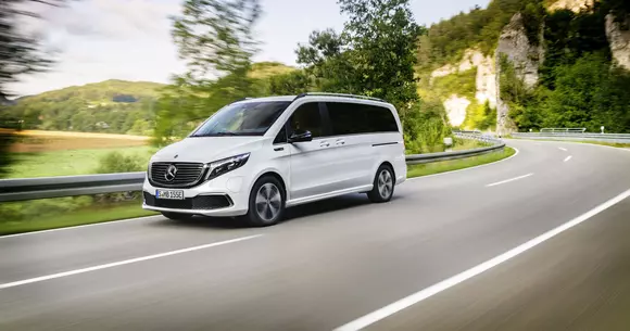 Mercedes-Benz EQV: 204 CP şi autonomie de 405 km