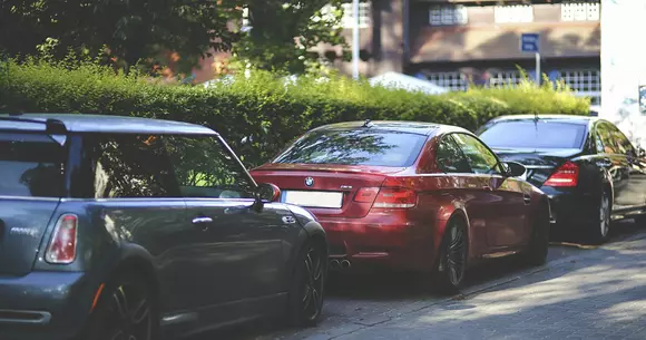 Se măresc amenzile! Ce trebuie să verifice șoferii înainte de a porni la drum