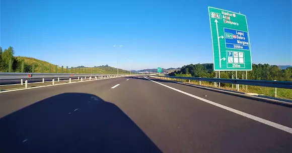Autostrada Lugoj-Deva: Lotul 4 (22 km) este gata, dar șoferii nu au voie să circule pe el