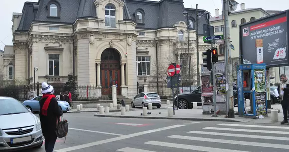 București: Lista completă a străzilor de unde vor fi ridicate mașinile parcate neregulamentar