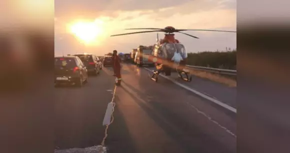 Eroul zilei: A salvat victimele unui accident rutier, în timp ce lumea din jur filma. „Românule, ce suflet ai tu?”