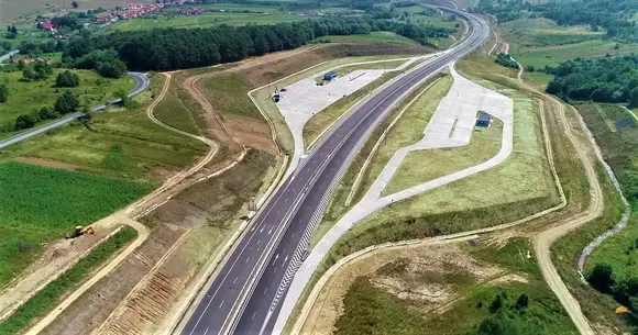 Autostrada A1 Deva-Sibiu o ia la vale. Din nou