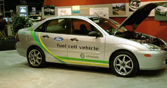 De ce nu sunt (încă) populare mașinile cu hidrogen, în ciuda eficienței lor