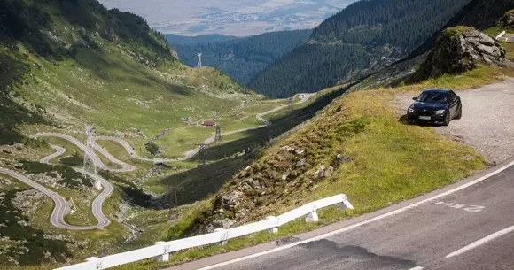 Transfăgărășanul se închide. Când vom putea circula din nou