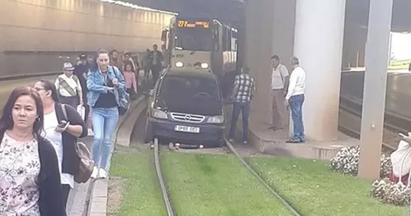 Eroul zilei: a blocat circulaţia în Pasajul Mărăşeşti din Capitală