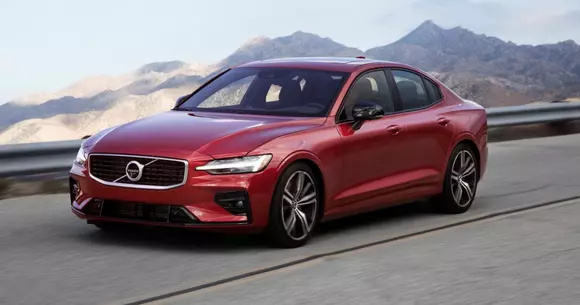 Noul Volvo S60 T8 Twin Engine poate fi comandat în România