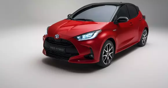 Noua Toyota Yaris este mai mică, dar la fel de încăpătoare