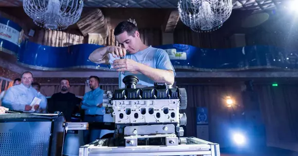 Au început înscrierile pentru Mecanicul Anului 2019. Marele premiu: un Fiat Tipo!