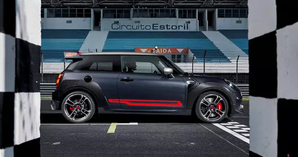 Acesta este cel mai puternic MINI produs vreodată: JCW GP