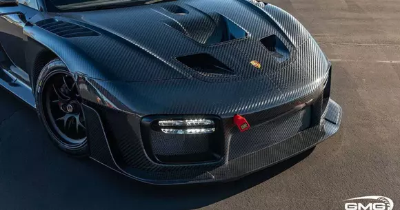 Și când ne gândeam că deja am văzut tot ce poate să ofere Porsche 935 Clubsport...