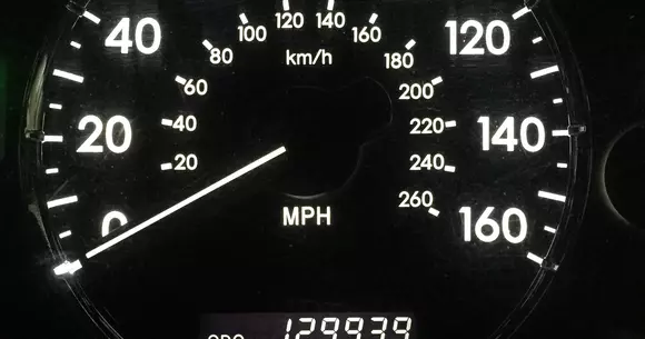 Cât contează kilometrajul în cazul unei mașini second hand