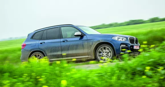 BMW X3 M40i: Cu luxul prin noroi