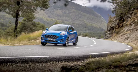 Prim contact cu Ford Puma ST Line