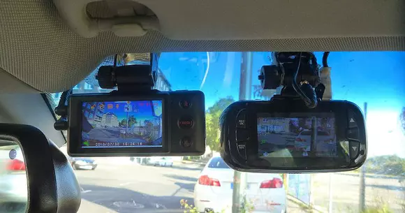 De ce toate mașinile ar trebui echipate cu camere de bord