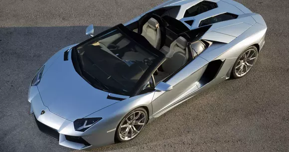 Superoferte: cât a costat cea mai scumpă mașină vândută pe eBay în 2019