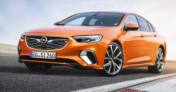 Opel Insignia facelift: iată motorizările disponibile pentru familista de clasă medie