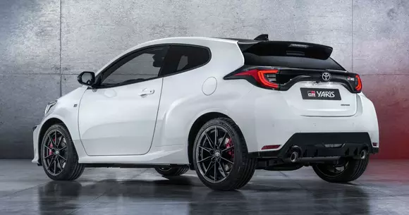 Toyota GR Yaris - tracțiune integrală și cel mai puternic motor cu trei cilindri din lume!
