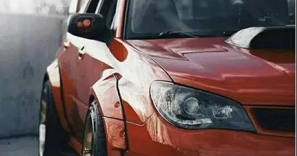 (P) 4 Idei de accesorii auto care te pot ajuta să sporești confortul din mașina ta 