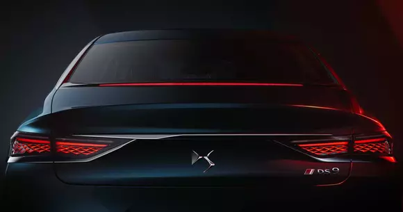 DS 9, noul vârf de gamă al mărcii, se poate deschide folosind doar telefonul mobil