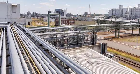 BASF construieşte un nou centru de producție a materialelor pentru baterii