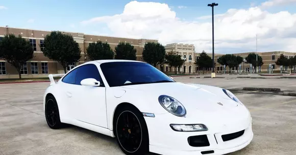 Porsche 911 post de conducere central