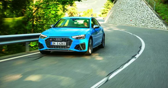 Audi A4 facelift - Perfecţionare de rafinament