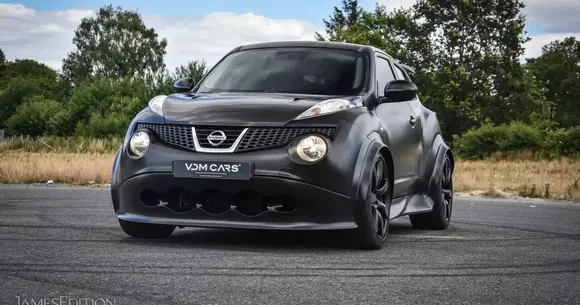 Replică de Nissan Juke-R de vânzare, pentru cine are (atâția) bani s-o cumpere