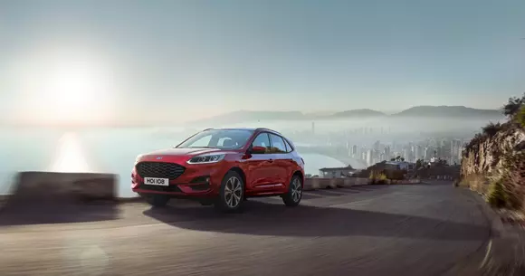 Prețuri Ford Kuga în România: cât costă și ce motoare oferă?