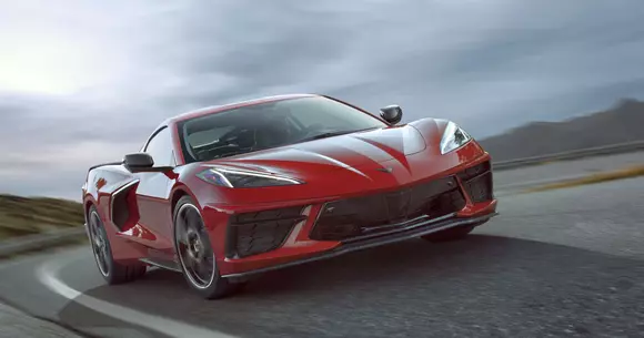 Noul Chevrolet Corvette vine din uzină cu piese lipsă