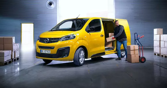Opel Vivaro electric promite autonomie de până la 330 de kilometri