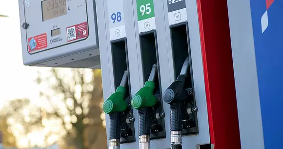 Analiză: cum a influențat pandemia prețurile carburanților