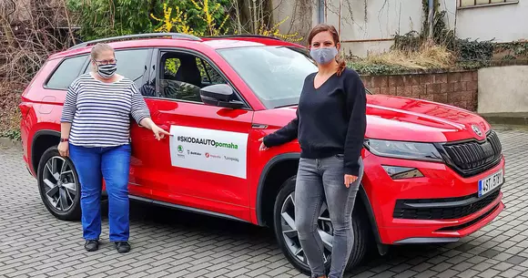 Criza COVID-19: Skoda oferă mașini comunității, începe producția de măști