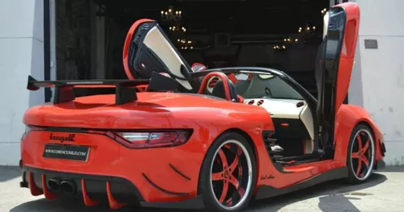 Acest hibrid Toyota-Renault este de fapt un Porsche. Ghiciți modelul!