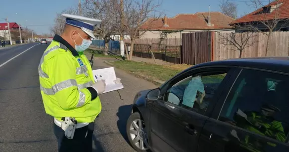 Pot să plec cu mașina din localitate pentru o săptămână? Ce răspunde Poliția