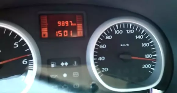 Pe autostrăzile din România se "zboară" prea jos! Prea mulți șoferi circulă cu 200 km/h