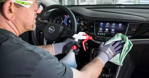 Opel cu servire la domiciliu: marca germană anunță noi servicii în România