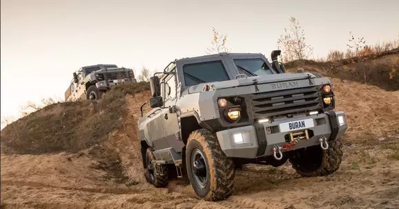 Cum transformi un camion într-un vehicul de lux blindat