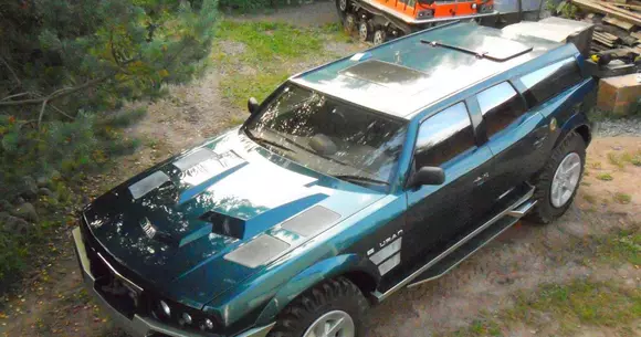 SUV made in Rusia: Uran avea motor de tanchetă militară