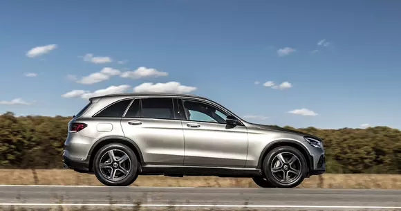 Mercedes-Benz GLC: Cu tot dichisul