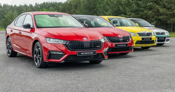 Skoda Octavia RS primește încă două motorizări mult-așteptate. Cea mai puternică are 245 CP